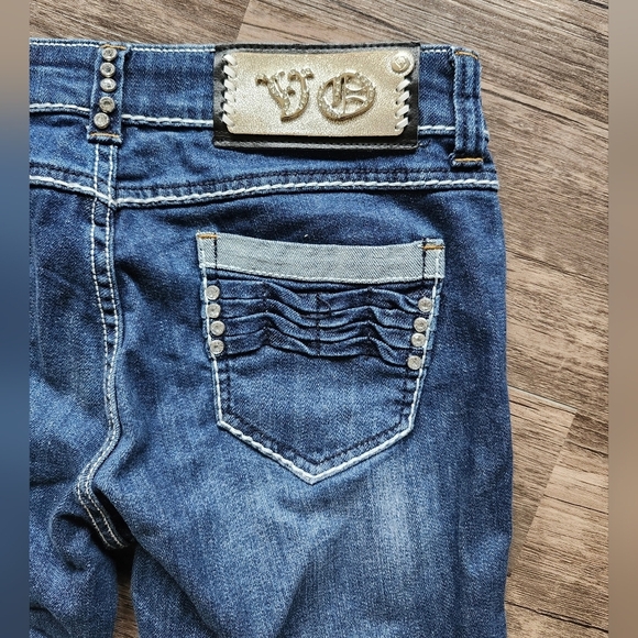 VO Jeans Diamond Studded Bermuda Shorts - Picture 2 of 5